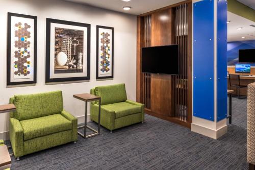 Holiday Inn Express & Suites - Tampa North - Wesley Chapel, an IHG Hotel in Wesley Chapel, USA