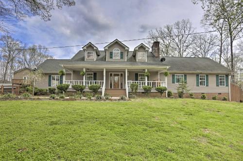 Summerville Retreat with Pool and Deck on 5 Acres Georgia