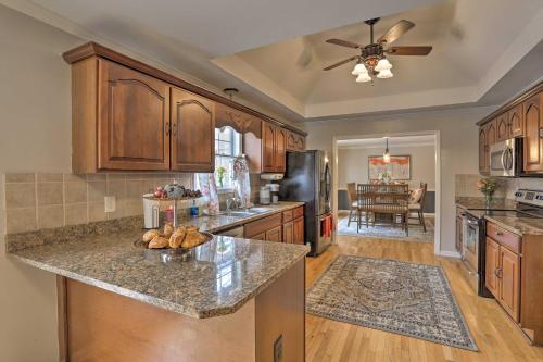 Summerville Retreat with Pool and Deck on 5 Acres - image 7