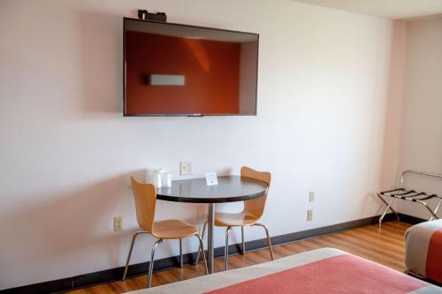 Motel 6-Lincoln NE - image 2