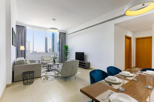 Premium Apt in the Heart of the City with Burj Views - image 4