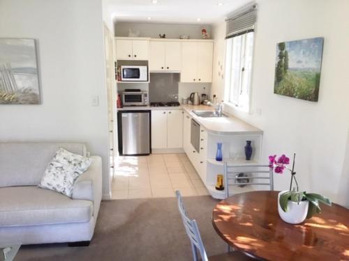Devonia Cottage Devonport NZ Luxury Accommodation - Apartment - Auckland