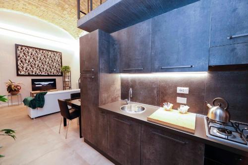 Loft in stile post industriale nel cuore di Trastevere - image 13