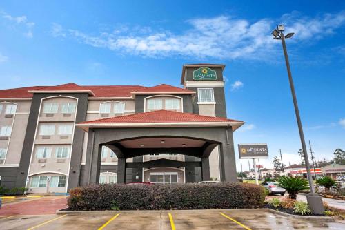La Quinta by Wyndham Houston - Magnolia - image 2