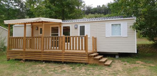 Mobil Home XXL2 4 chambres - Camping de Maillac