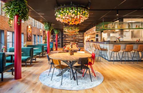 BUNK Hotel Amsterdam - image 9