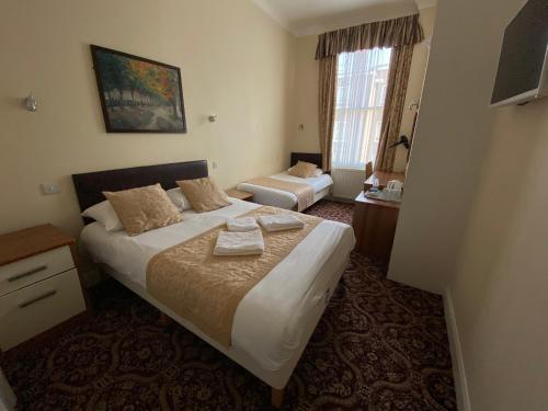 Belvedere Hotel - image 12