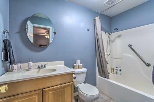Mod Hot Springs Condo with Dock on Lake Hamilton!