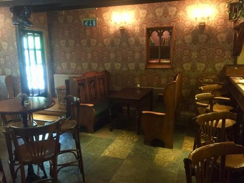 Bar/lounge, The Horseshoe Inn in Eddleston