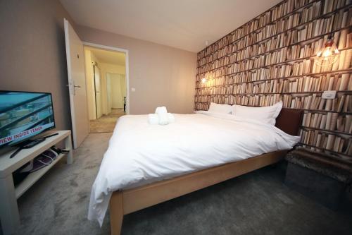 Cozy Apartment close to Cornavin Train Station and lake, Genf (Foto 11)