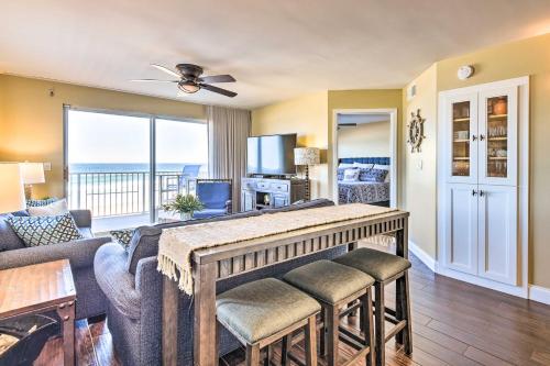 Luxe Oceanfront Condo with Pool Beach Access and Gear!