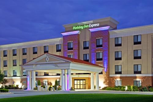 Photo - Holiday Inn Express - Indianapolis - Southeast, an IHG Hotel