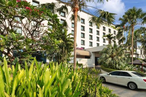 Dusit Princess Srinakarin Hotel