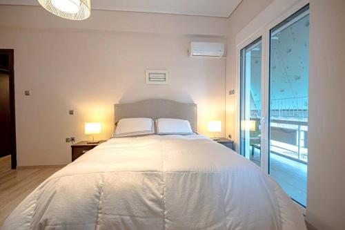 A 2 bedroom luxurious experience in Pagrati, Atene (foto 2)