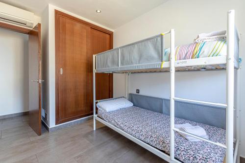 Townhouse Calvari - image 9