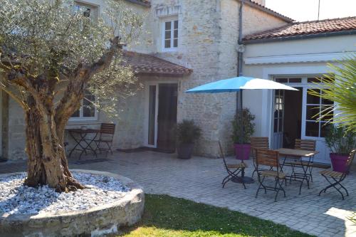 La Rochelle Lodge photo 22