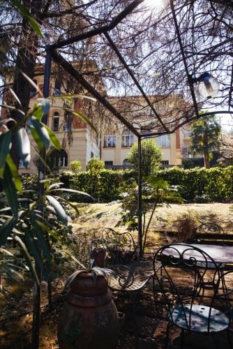 Ai tre cedri B&B – Bologna, KY