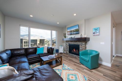 Gorgeous Decor with Private Hot Tub EW23 photo 3