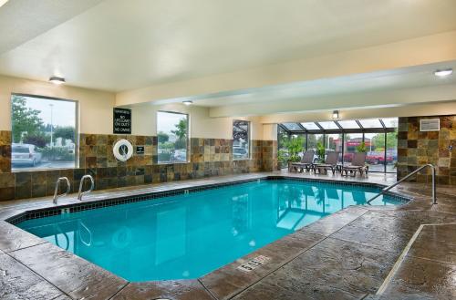 Oxford Suites Spokane Valley