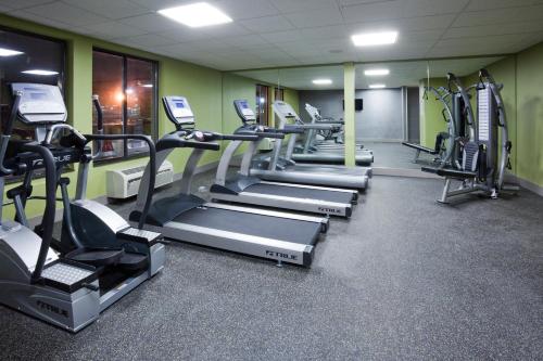 Holiday Inn Express & Suites Bloomington - Mpls Arpt Area W by IHG