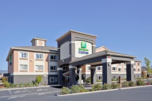 Holiday Inn Express Hotel & Suites Ashland