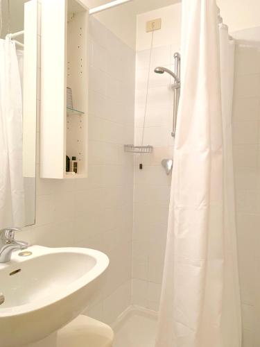 Hotel La Calcina - image 7