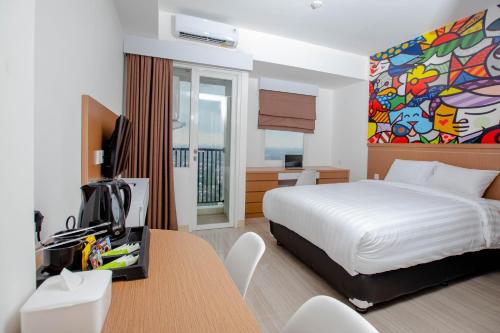 Urban Express HomTel Serpong