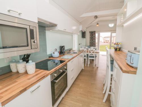Chalet 280 - main image