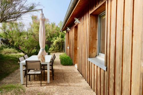 Welcoming house in the dunes in Cap Ferrret with garden and terrace gîte à louer Cap-Ferret