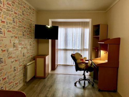 Квартира 3 комнаты 110 кв.м. Пляж и ЖД вокзал 10 минут пешком - image 7