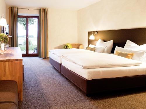 Large Double Room