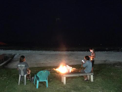 Nias Kristov Surf Camp in Botohilitano