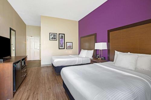 La Quinta Inn & Suites by Wyndham Visalia/Sequoia Gateway