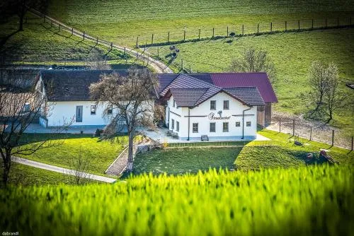 Straußenhof Halmer in Oberndorf an der Melk, Österreich