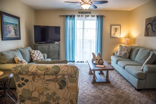 Gulf Front And Just Steps To The Sand (F1) - Sleeps 8