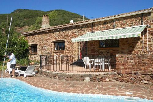 . La Bergerie, with private pool and garden