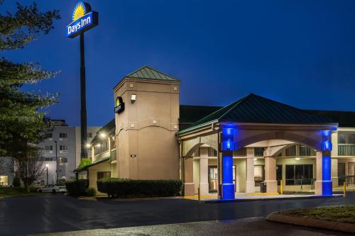 ทัศนียภาพภายนอกโรงแรม, เดย์ อินน์ บาย วินด์แฮม คลาร์กสวิล นอร์ท (Days Inn by Wyndham Clarksville North) in คลาร์กสวิล (TN)