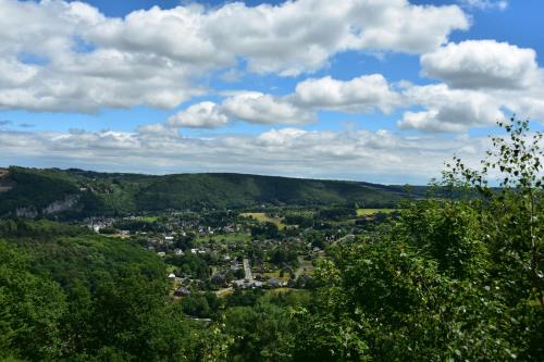 Perle d'Ô Gîte Nature Bien-Être, proche du bord de Meuse Namur et Dinant