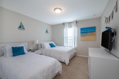 (JC4790) Storey Lake Home 4/3 Private Pool Lake & Free Waterpark - image 7