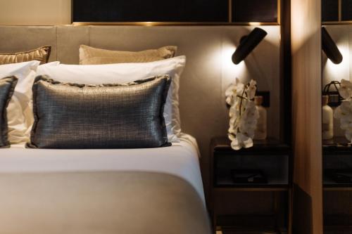 SKYE Suites Green Square - main image