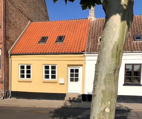  Torvet 19 - Maribo, Unterkunft in Maribo