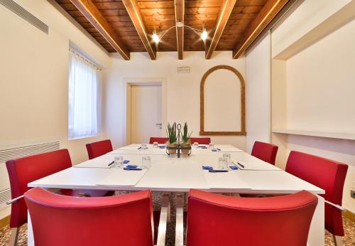 BEST WESTERN Titian Inn Hotel Treviso - image 2