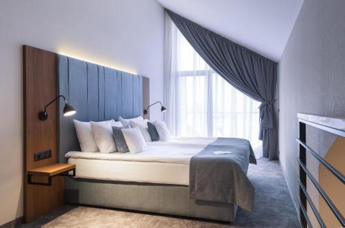Apartment - Split Level