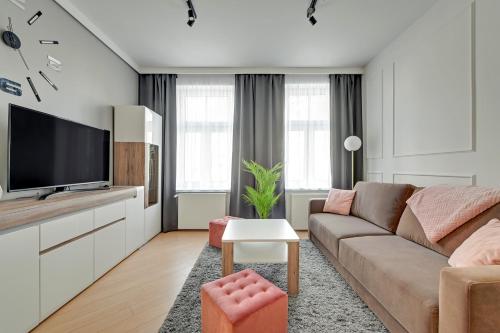 Deluxe Apartment image 2