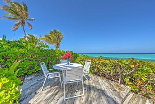 Northside Grand Cayman Getaway with Private Beach! in Rum Point