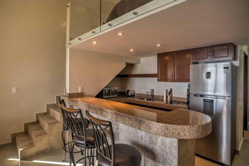 Private Balcony w/ Views: Oceanfront Cancun Condo!, Cancún (fotografie 8)