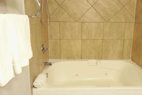 Super 8 by Wyndham High Point/Greensboro in High Point, USA