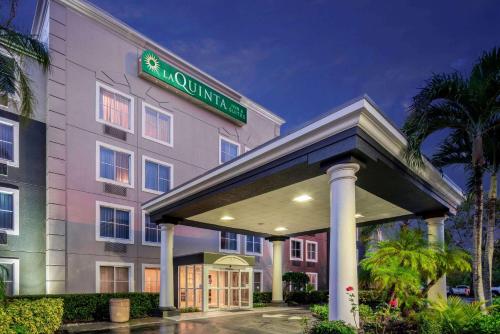 設施, 那不勒斯東I-75溫德姆拉昆塔套房酒店 (La Quinta Inn & Suites by Wyndham Naples East (I-75)) in 那不勒斯 (FL)