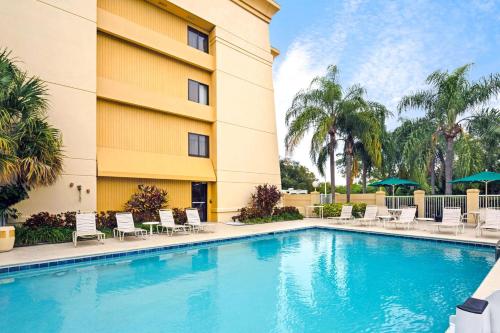 Faciliteiten, La Quinta Inn & Suites by Wyndham Miami Airport East in Miami (FL)