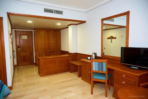 Hotel Zentral Center - Adults only - image 10